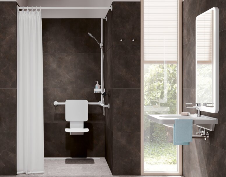 Barrier-free bathroom with shower and wash area System 900