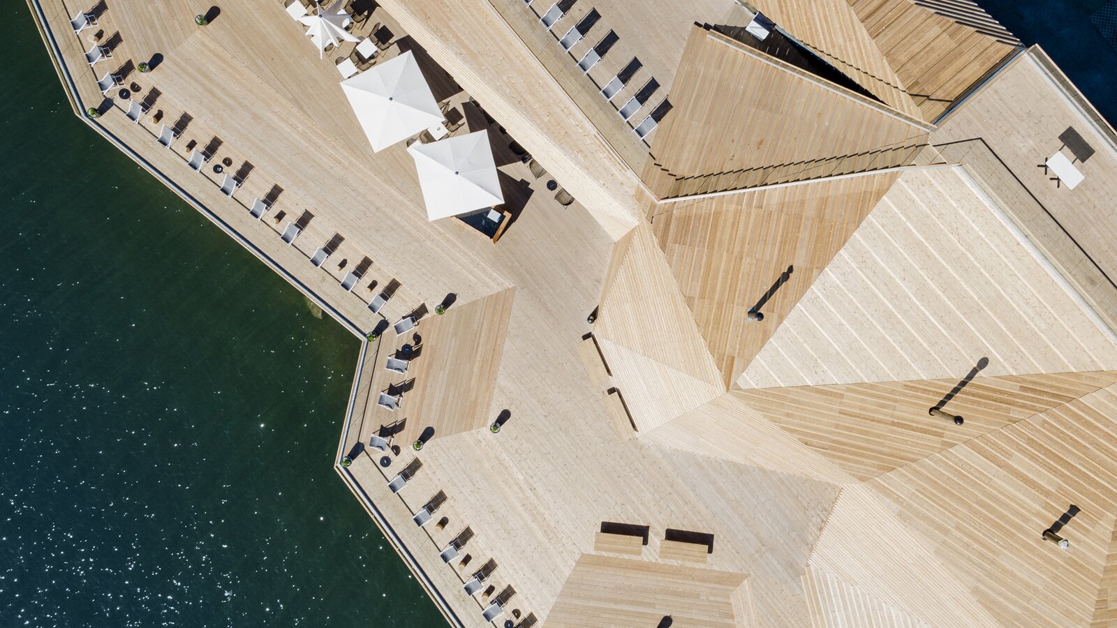 Sauna Löyly in Helsinki van buitenaf